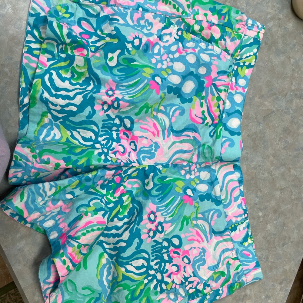 Lilly Pulitzer ocean view shorts